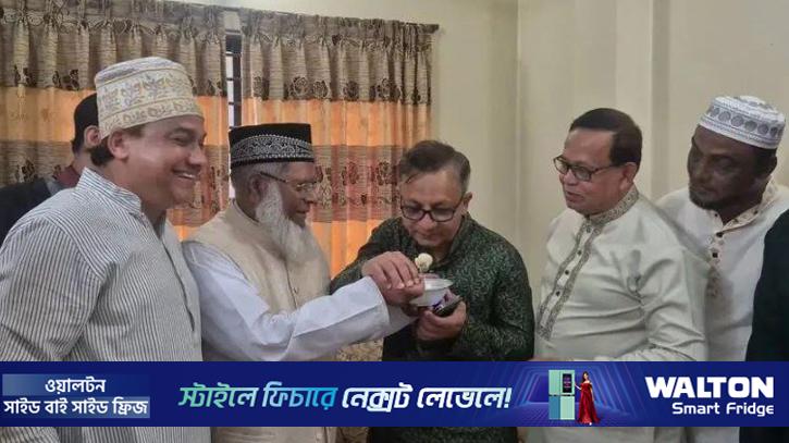 সিলেটে জয়ী-পরাজিত প্রার্থীদের কোলাকুলি ও মিষ্টিমুখ