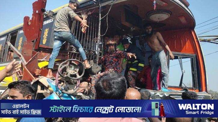 ময়মনসিংহে সড়ক দুর্ঘটনায় নিহত ২