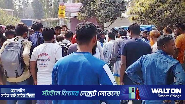 দিনাজপুরে ট্রাকের ধাক্কায় নিহত ২ 