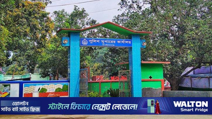 চাঁপাইনবাবগঞ্জে ভোটের মাঠে আতঙ্ক বাড়াচ্ছে লুট হওয়া অস্ত্র