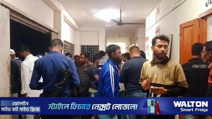 কৃষককে বাঁচাতে গিয়ে বিদ্যুৎস্পৃষ্টে ২ জনের মৃত্যু