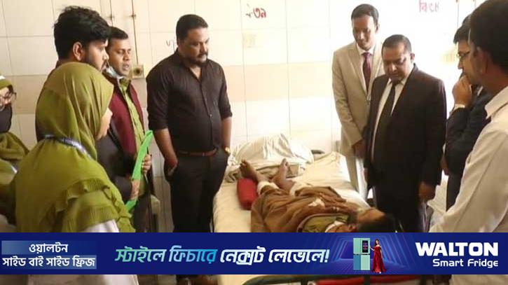 ভোট কেন্দ্রে গুলিবিদ্ধ দিনমজুর মোতালেব হাসপাতালে, অনিশ্চয়তায় পরিবার