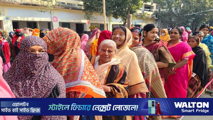 নজিরবিহীন শান্তিপূর্ণ ভোটগ্রহণ সম্পন্ন, গণতান্ত্রিক উত্তরণে নতুন বার্তা