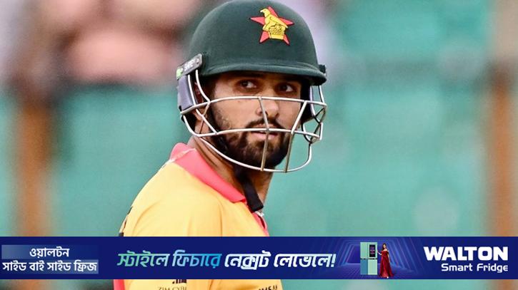 ব্যাট হাতে সিকান্দার রাজার ইতিহাস