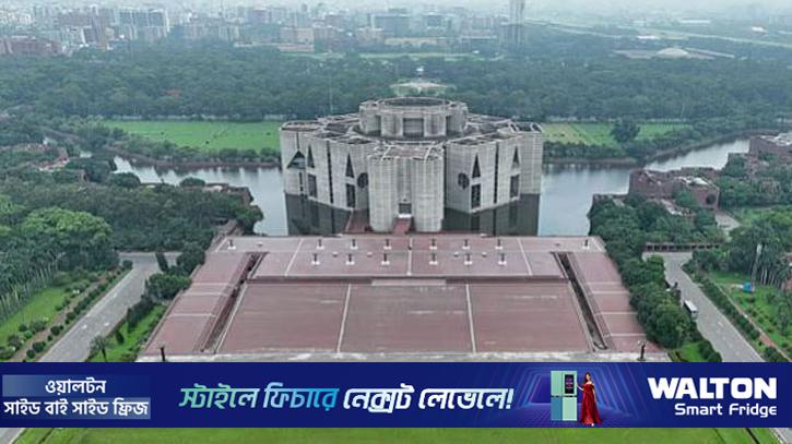 কিছুক্ষণ পরেই শপথ নেবেন নবনির্বাচিত সংসদ সদস্যরা  