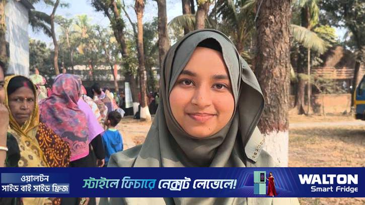 প্রথম ভোটে দেশজুড়ে তারুণ্যের উচ্ছ্বাস