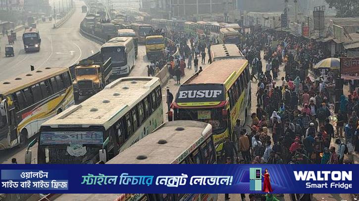 গাজীপুরে দুই মহাসড়কে গাড়ির ধীরগতি, থেমে থেমে যানজট