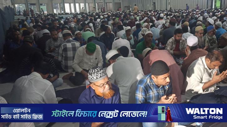 বায়তুল মোকাররমে গণ-ইফতার