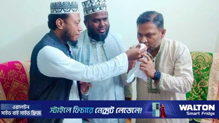 পরাজিত প্রার্থীর সঙ্গে আমীর হামজার সৌজন্য সাক্ষাৎ