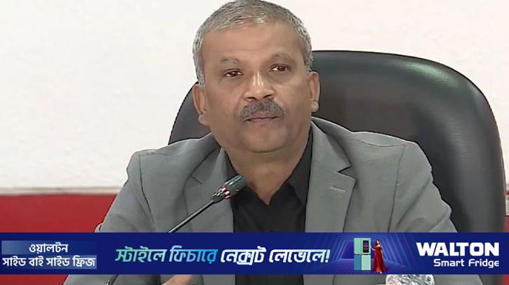 বিএনপির অনুরোধেই সংসদের দক্ষিণ প্লাজায় শপথ: আইন উপদেষ্টা