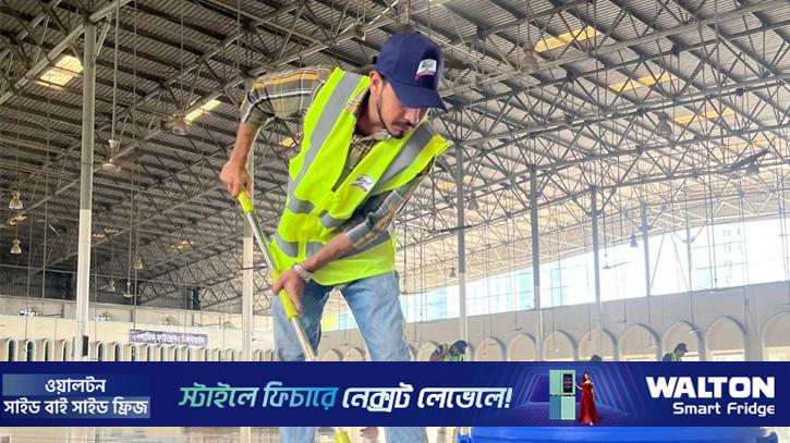 লাখো মুসল্লির জন্য দেশে ১০০ মসজিদ পরিষ্কার
