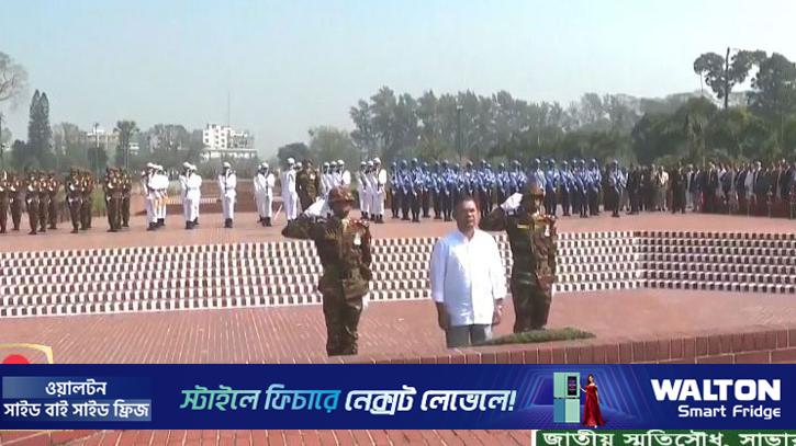 স্মৃতিসৌধে শ্রদ্ধা জানালেন প্রধানমন্ত্রী ও মন্ত্রিসভার সদস্যরা