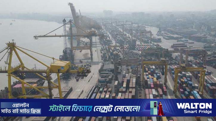 চট্টগ্রাম বন্দরে অচলাবস্থা নিরসনে প্রধান উপদেষ্টাকে ৪ ব্যবসায়ী সংগঠনের চিঠি