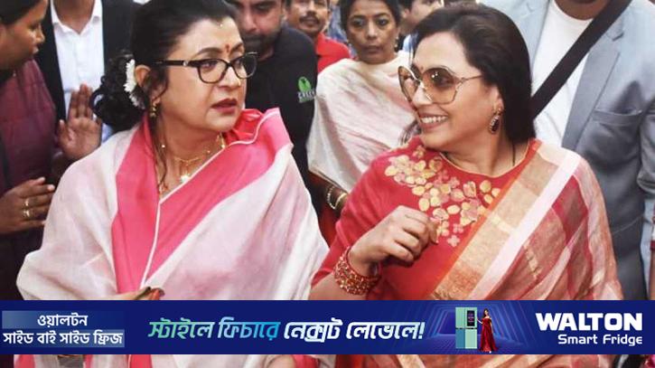 কলকাতায় খালার কাছে রানী, স্মৃতিকাতর দেবশ্রী