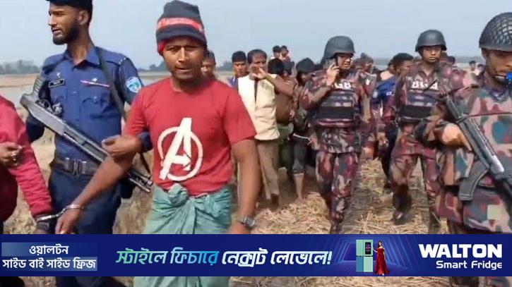 পুলিশ-বিজিবির হেফাজতে ৩৭ আরাকান আর্মি