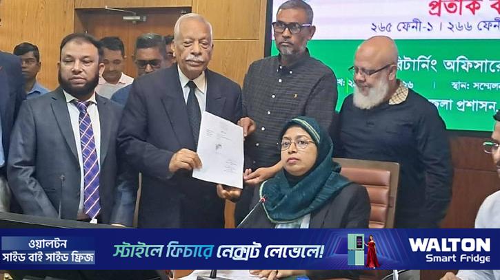 ফেনীর প্রার্থীদের মধ্যে প্রতীক বরাদ্দ