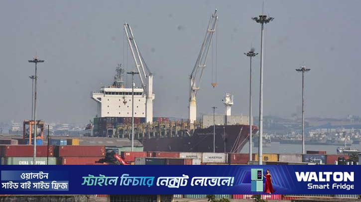 আন্দোলনে যুক্ত চট্টগ্রাম বন্দরের ৪ কর্মচারীকে বদলী