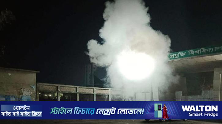 গোপালগঞ্জ বিজ্ঞান ও প্রযুক্তি বিদ্যালয়ের মূল ফটকে ককটেল বিস্ফোরণ