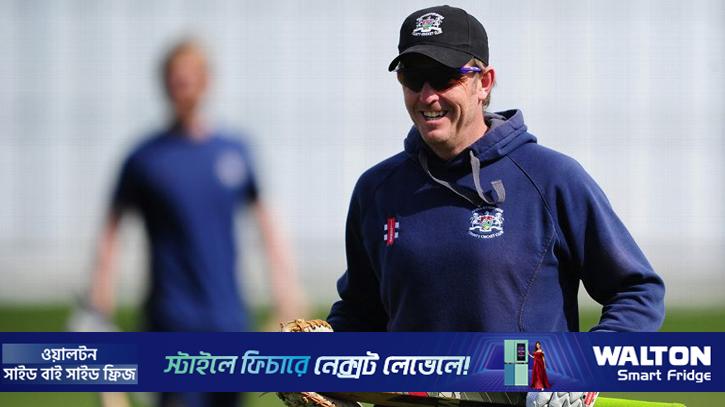 বিশ্বকাপের আগে নেপালের বোলিং পরামর্শক হার্ভি