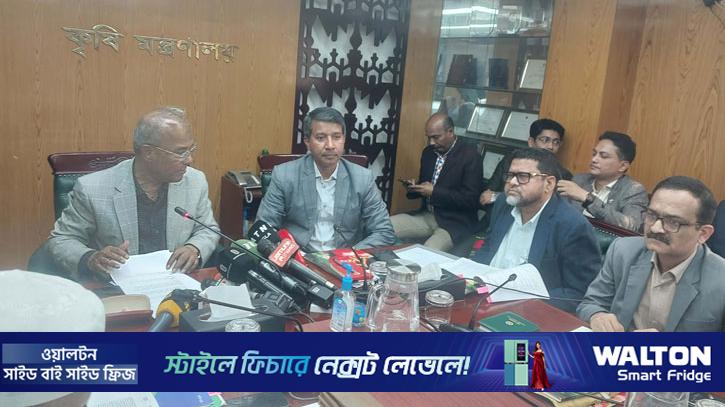 আলুচাষিদের প্রণোদনা দেবে সরকার: কৃষি উপদেষ্টা