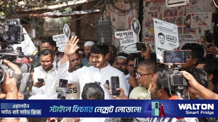 কেন্দ্র দখলে আসলে হাত-পা ভেঙে বেঁধে রাখবেন: নাসীরুদ্দীন পাটওয়ারী