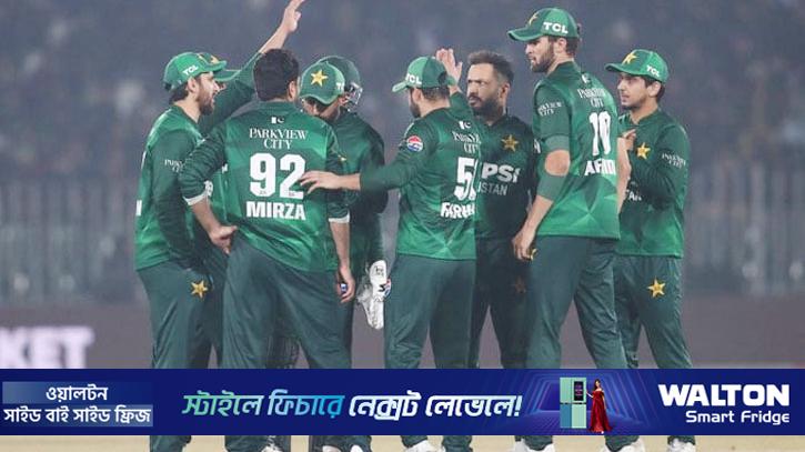 অনিশ্চয়তার মাঝেই টি-টোয়েন্টি বিশ্বকাপ স্কোয়াড ঘোষণা পাকিস্তানের