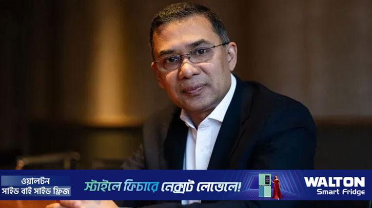 খুলনায় সমাবেশ মঞ্চে তারেক রহমান