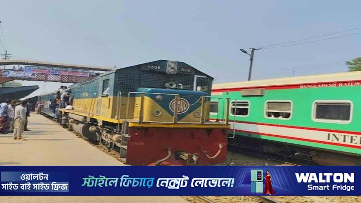 ঢাকা ট্রেন দুর্ঘটনায় তদন্ত কমিটি, ট্রেন চলাচলে বিপর্যয়