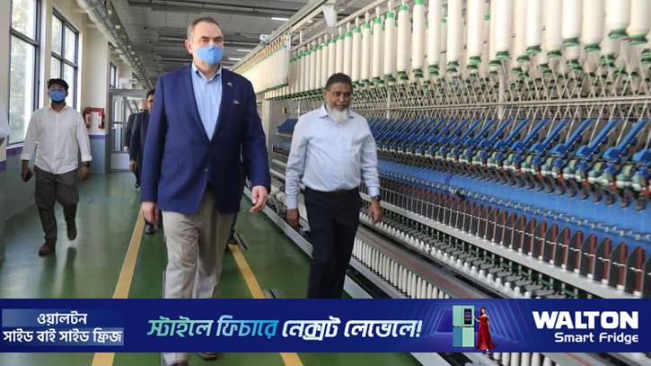 চট্টগ্রামে দুটি শিল্প কারখানা পরিদর্শন করলেন মার্কিন রাষ্ট্রদূত 