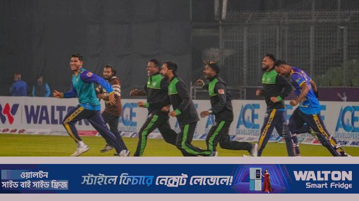 মালিকানা হারানো চট্টগ্রাম বাধা ডিঙিয়ে বিপিএলের সাফল্যের সোপানে