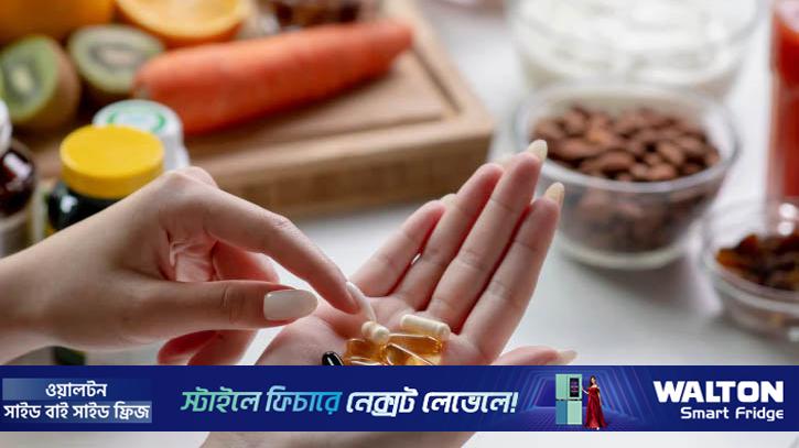 ভিটামিন B12: রাতে খেলে যে ক্ষতি হতে পারে