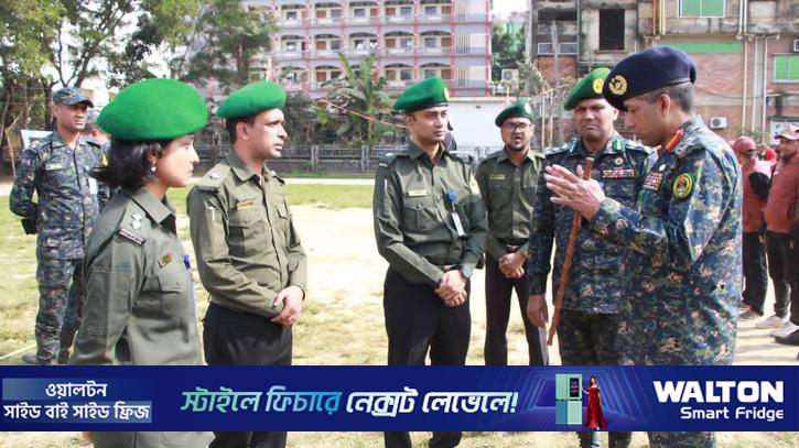 নিরাপত্তা নিশ্চিতে এবার কেন্দ্রের ভেতরে সশস্ত্র আনসার সদস্য থাকবেন