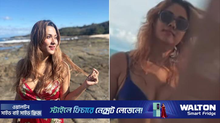 বোল্ড লুকে ধরা দিলেন ববি