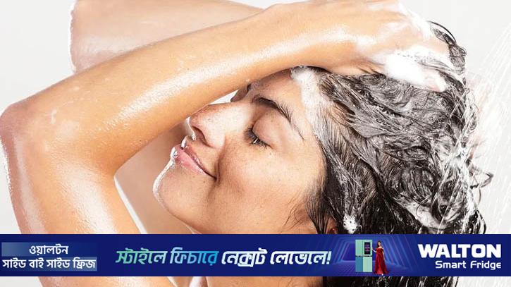 গরম পানি কী চুলের জন্য সত্যিই খারাপ?