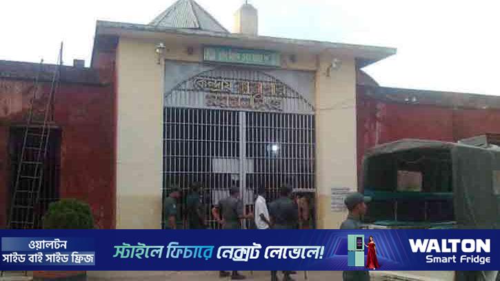 জামিন ছাড়াই হত্যা মামলার তিন আসামির মুক্তি, ডেপুটি জেলার বরখাস্ত