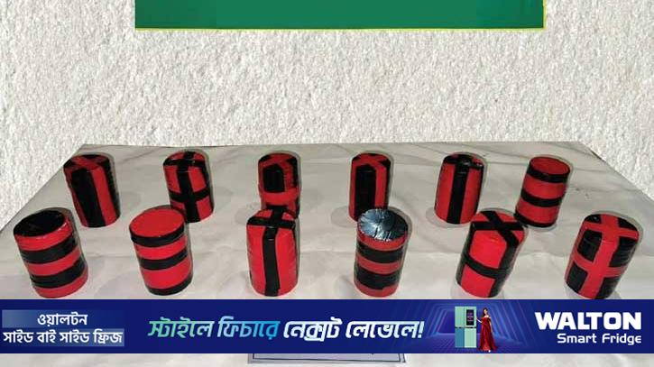 ঝিনাইদহে যৌথবাহিনীর অভিযানে ১২ ককটেল উদ্ধার