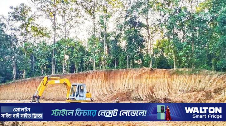 রামগড়ে পাহাড় কেটে জমি ভরাট, তদন্তের নির্দেশ