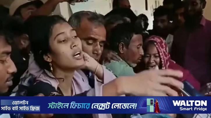 মাজারে যাওয়ার পথে পিকআপ উল্টে প্রাণ গেল ২ জনের