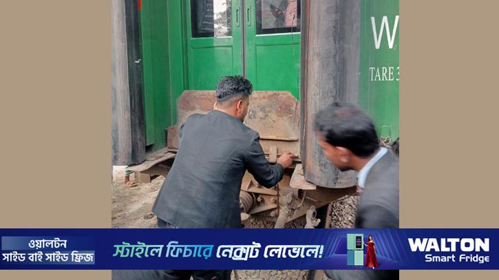 ময়মনসিংহে চলন্ত ট্রেনের বগি বিচ্ছিন্ন