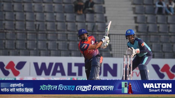 চার-ছক্কার বৃষ্টিতে রাজশাহীর নায়ক ওয়াসিম, নোয়াখালীর ষষ্ঠ হার