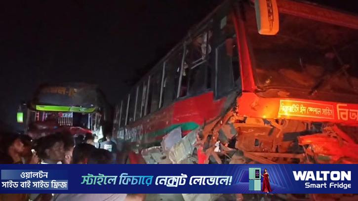 গোপালগঞ্জে মধ্যরাতে দুই বাসের সংঘর্ষ, নিহত ২