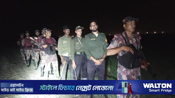পুশইন ঠেকাতে চাঁপাইনবাবগঞ্জে বিজিবির পাশে আনসার