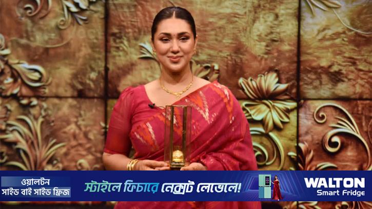 অপুর হাতে সোনার কলস, জানালেন অজানা গল্প