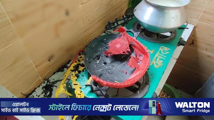 গ্যাস লিকেজ থেকে বিস্ফোরণ: পরিবারের চারজনের কেউই বেঁচে রইল না