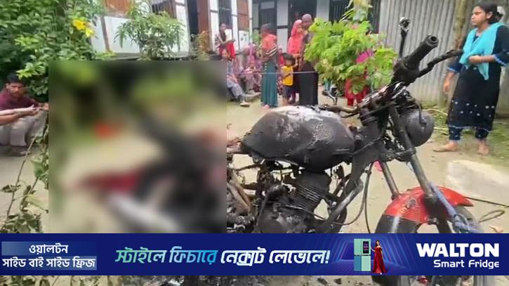 মধ্যরাতে বাড়ির উঠানে ভাঙারি ব্যবসায়ীকে কুপিয়ে হত্যা