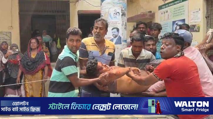 মেহেরপুরে ইজিবাইক ট্রাকের মুখোমুখি সংঘর্ষে শিশুসহ নিহত তিন 