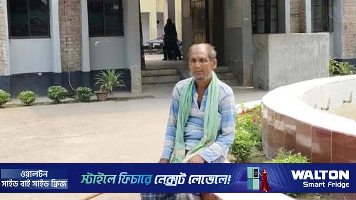 উপার্জনের অবলম্বন হারিয়ে স্ত্রী-মাকে নিয়ে বিপাকে মোশারফ