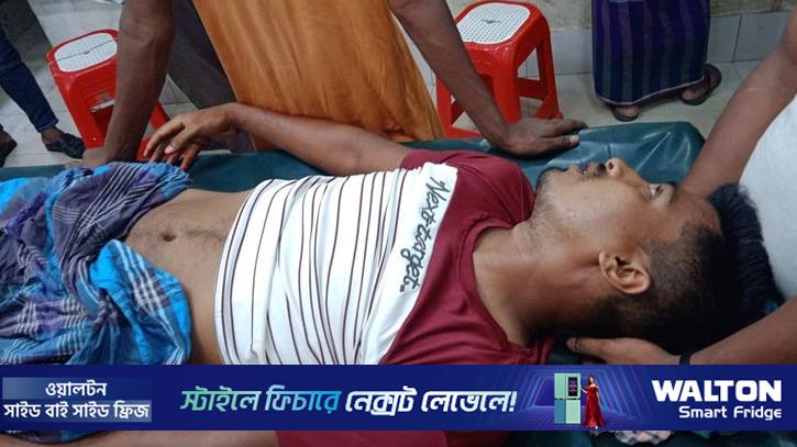 নোয়াখালীতে যুবক গুলিবিদ্ধ