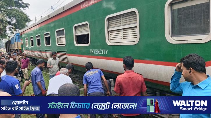 ব্রহ্মপুত্র এক্সপ্রেস উদ্ধারে এসে রিলিফ ট্রেনও লাইনচ্যুত