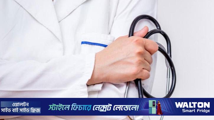 ছয় দাবিতে সারা দেশে কর্মবিরতিতে ইন্টার্ন চিকিৎসকরা
